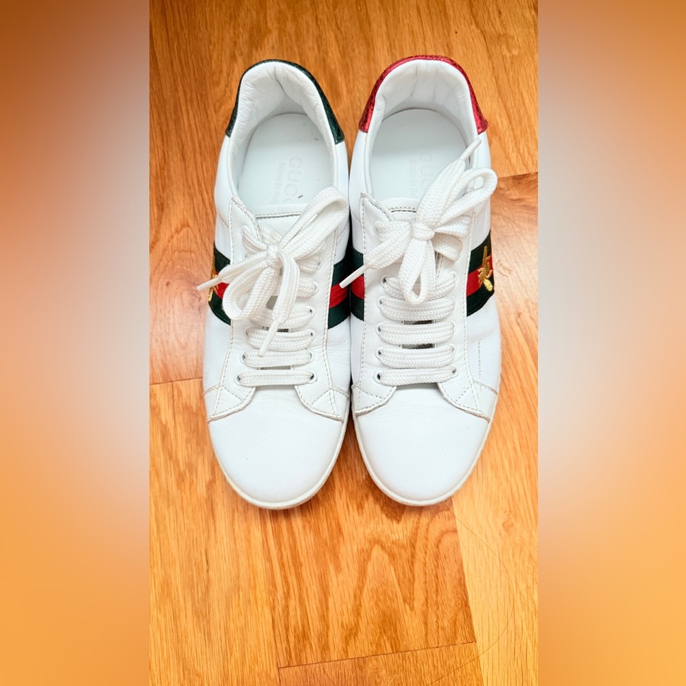 Gucci White Sneakers with Red and Green Stripes